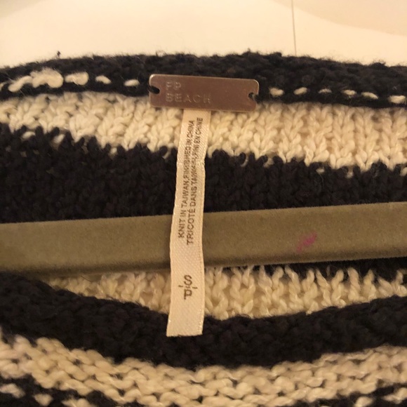 Striped cropped sweater - Picture 3 of 3